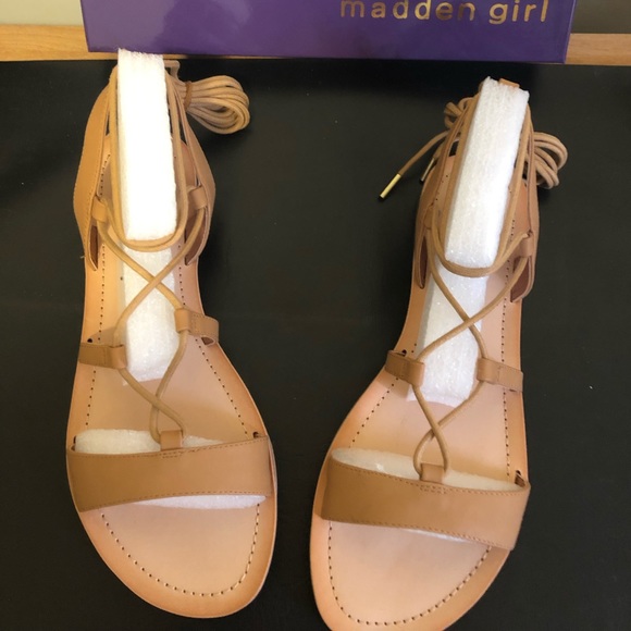 Madden Girl Shoes - ❗️SALE❗️NIB Madden Girl Gladiator sandals sz9